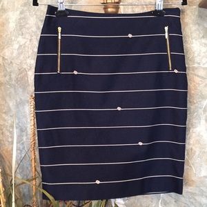 The limited 🌹 stunning nautical navy blue skirt